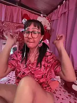 sweetieme on StripChat 