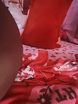 sweetieme on StripChat 