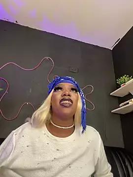 TIFFANYYSTAR on StripChat 