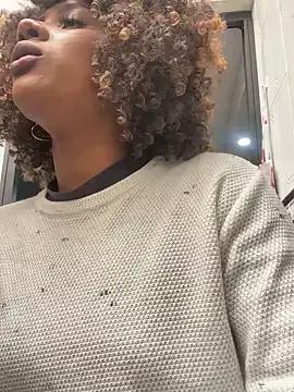 TIFFANYYSTAR on StripChat 